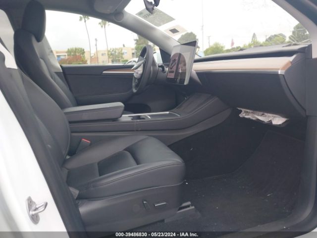 Photo 4 VIN: 7SAYGDEE6PF628914 - TESLA MODEL Y 