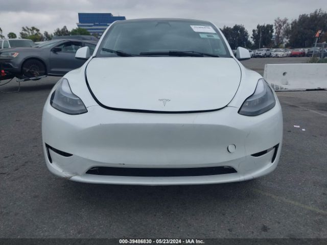 Photo 5 VIN: 7SAYGDEE6PF628914 - TESLA MODEL Y 