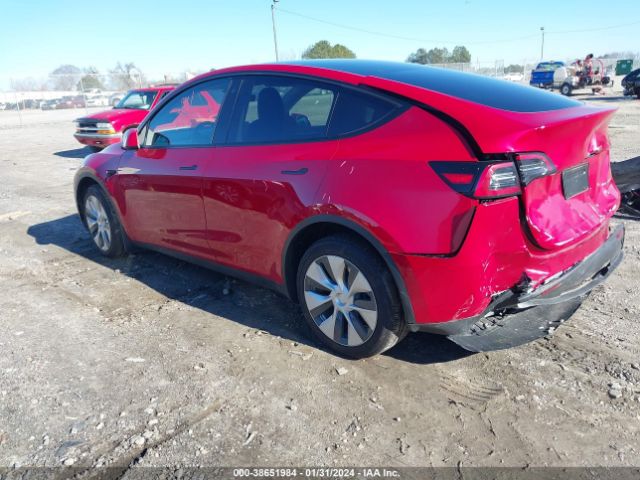 Photo 2 VIN: 7SAYGDEE6PF675571 - TESLA MODEL Y 