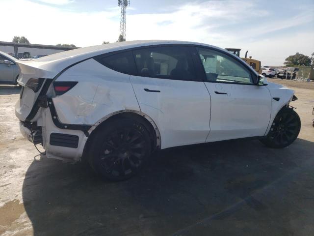 Photo 2 VIN: 7SAYGDEE6PF696873 - TESLA MODEL Y 