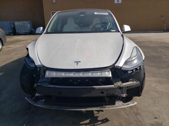 Photo 4 VIN: 7SAYGDEE6PF696873 - TESLA MODEL Y 