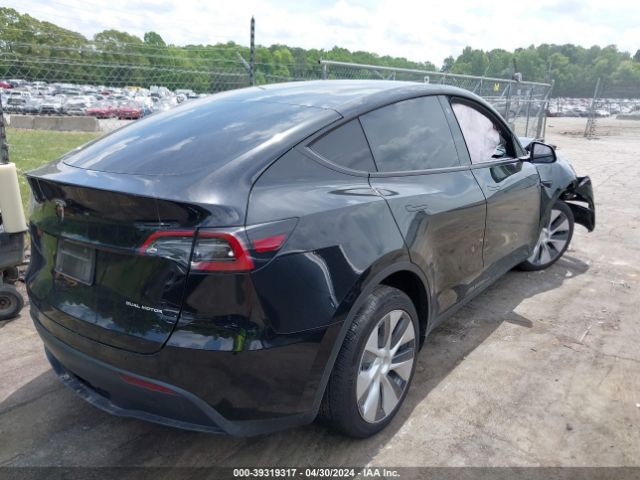 Photo 3 VIN: 7SAYGDEE6PF787268 - TESLA MODEL Y 