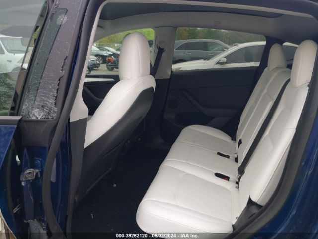 Photo 7 VIN: 7SAYGDEE6PF790543 - TESLA MODEL Y 