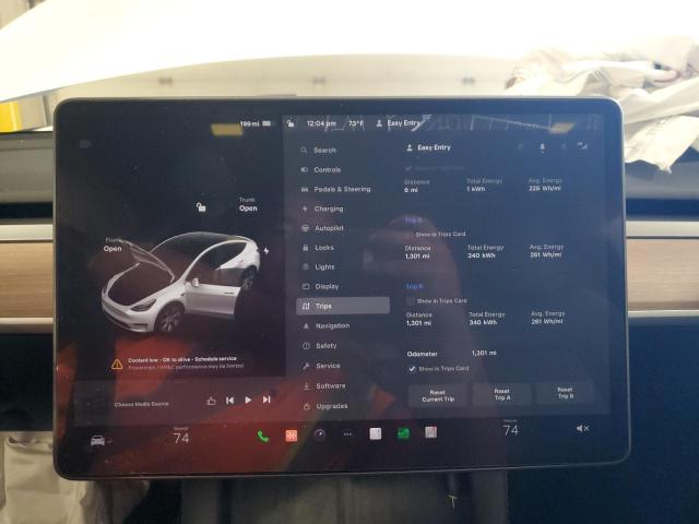 Photo 8 VIN: 7SAYGDEE6PF834332 - TESLA MODEL Y 