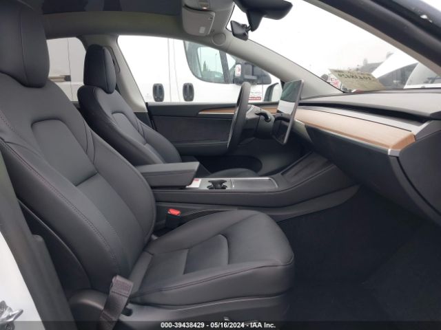 Photo 4 VIN: 7SAYGDEE6PF925391 - TESLA MODEL Y 