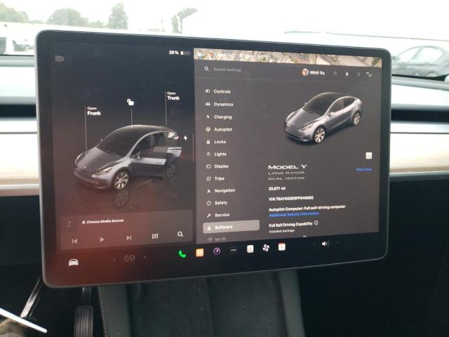 Photo 8 VIN: 7SAYGDEE6PF949982 - TESLA MODEL Y 