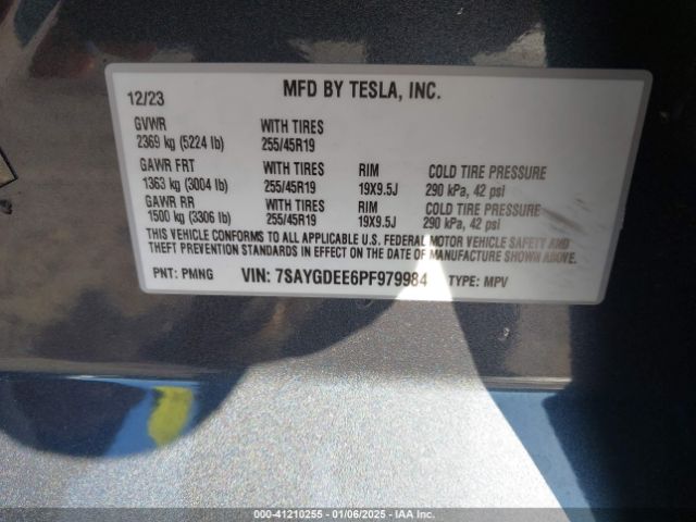 Photo 8 VIN: 7SAYGDEE6PF979984 - TESLA MODEL Y 