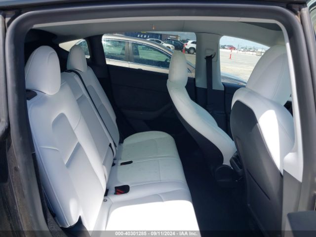 Photo 7 VIN: 7SAYGDEE6RA222311 - TESLA MODEL Y 