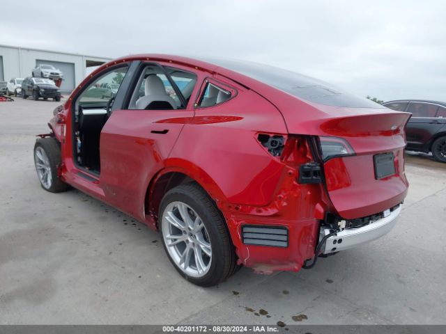 Photo 2 VIN: 7SAYGDEE6RA260377 - TESLA MODEL Y 