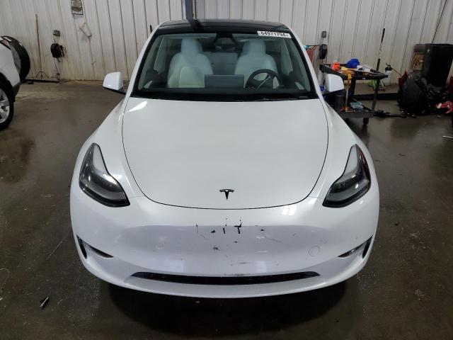 Photo 4 VIN: 7SAYGDEE6RA260511 - TESLA MODEL Y 