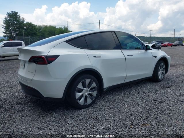 Photo 3 VIN: 7SAYGDEE7NA012228 - TESLA MODEL Y 