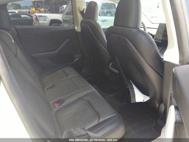 Photo 7 VIN: 7SAYGDEE7NA012228 - TESLA MODEL Y 