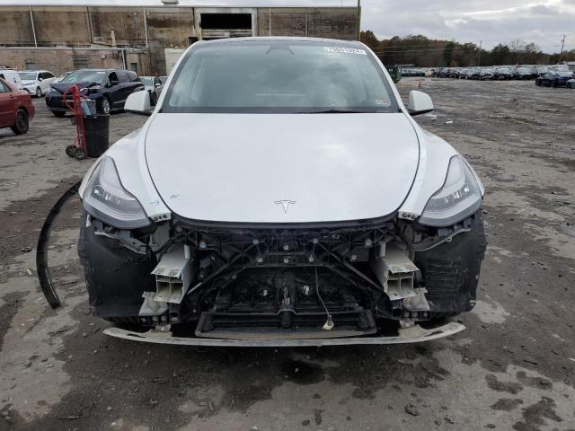 Photo 4 VIN: 7SAYGDEE7NA018739 - TESLA MODEL Y 