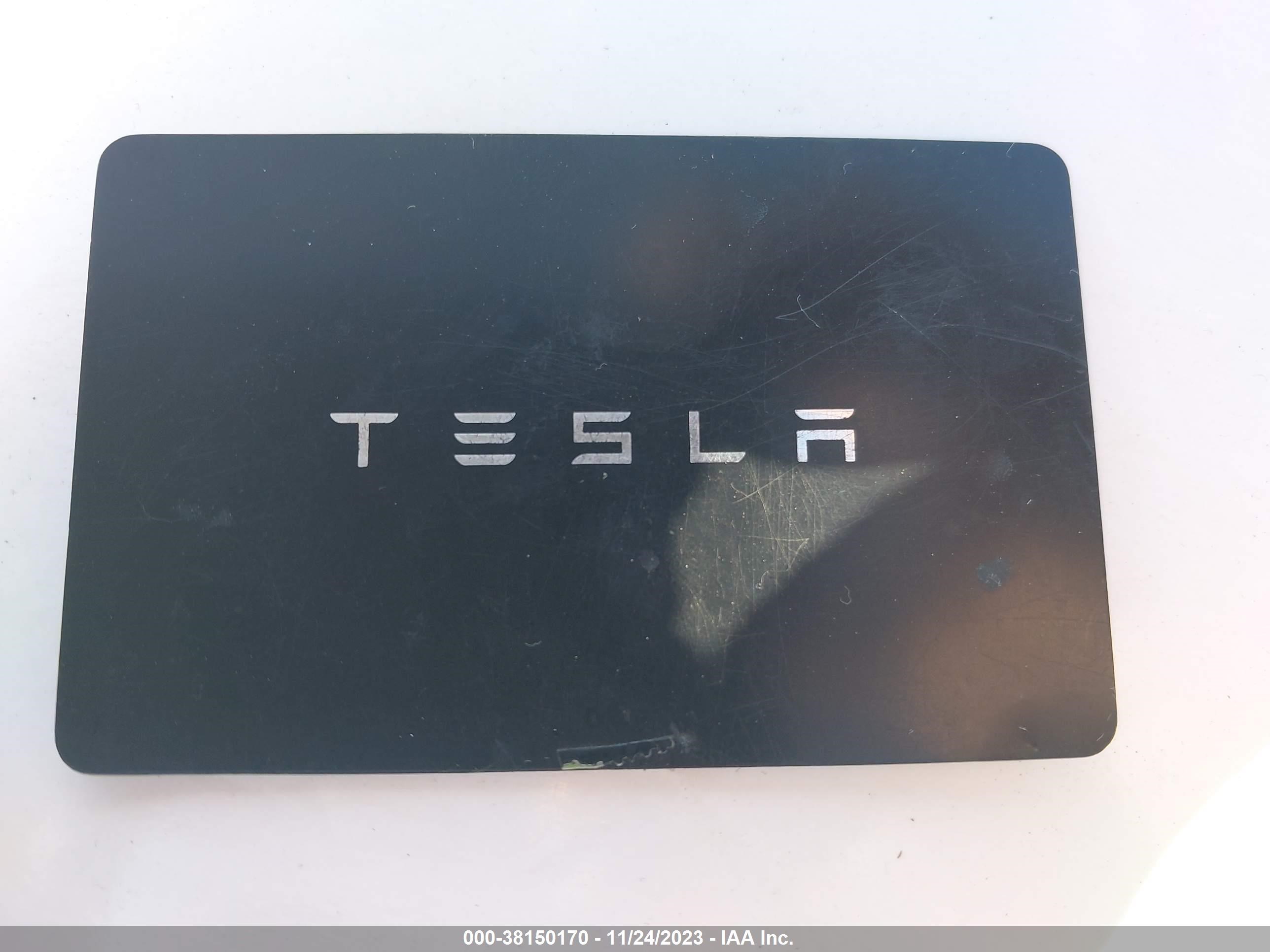 Photo 8 VIN: 7SAYGDEE7NF339537 - TESLA MODEL Y 