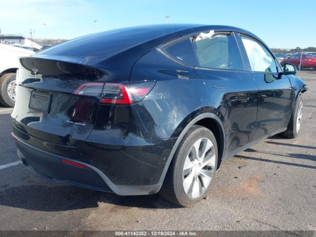 Photo 3 VIN: 7SAYGDEE7NF369914 - TESLA MODEL Y 