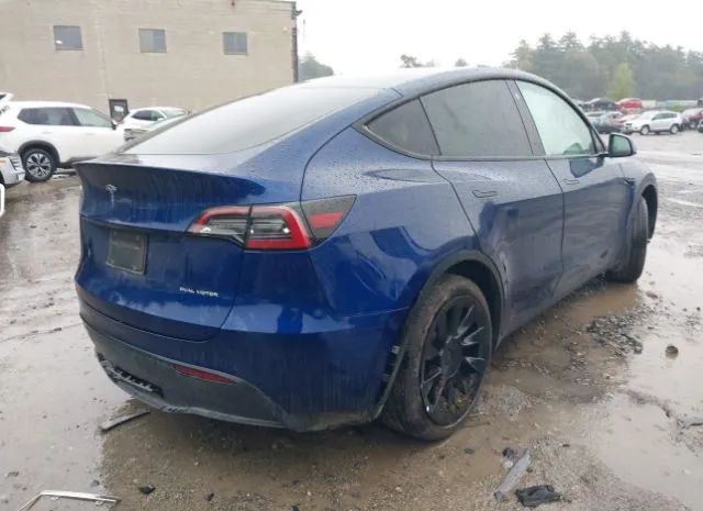 Photo 3 VIN: 7SAYGDEE7NF383926 - TESLA MODEL Y 