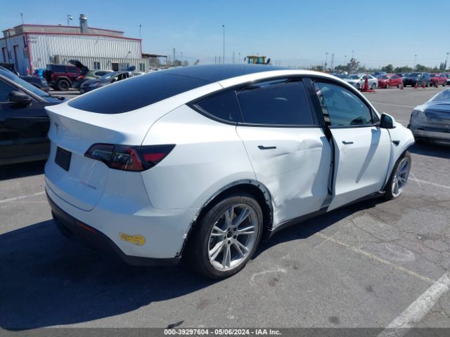 Photo 3 VIN: 7SAYGDEE7NF408615 - TESLA MODEL Y 