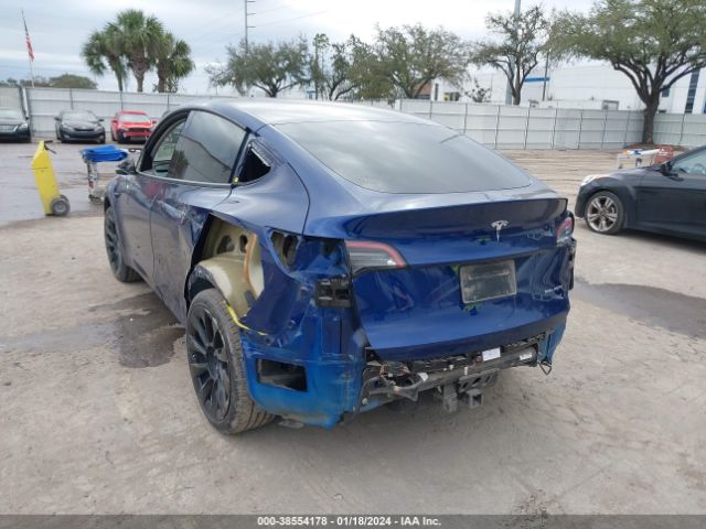 Photo 5 VIN: 7SAYGDEE7NF432025 - TESLA MODEL Y 