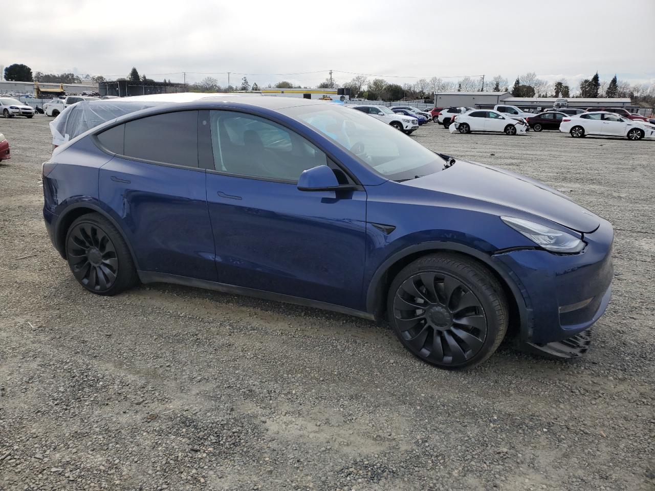 Photo 3 VIN: 7SAYGDEE7NF457913 - TESLA MODEL Y 