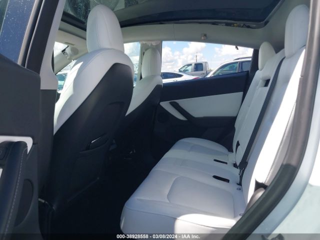 Photo 7 VIN: 7SAYGDEE7NF463503 - TESLA MODEL Y 