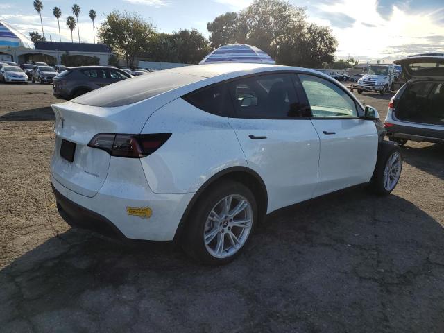 Photo 2 VIN: 7SAYGDEE7NF520296 - TESLA MODEL Y 