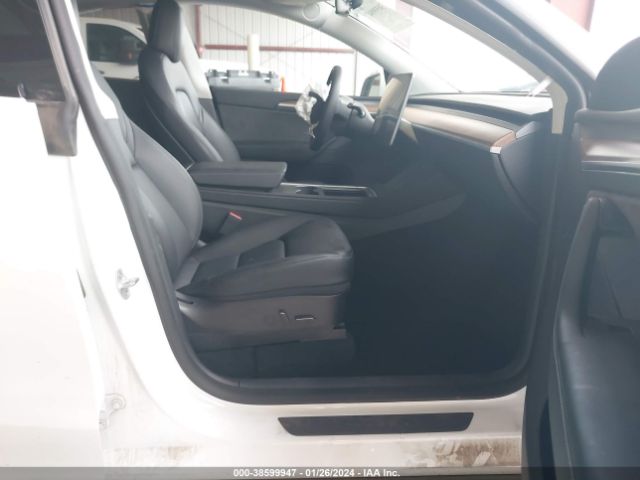 Photo 4 VIN: 7SAYGDEE7NF574617 - TESLA MODEL Y 