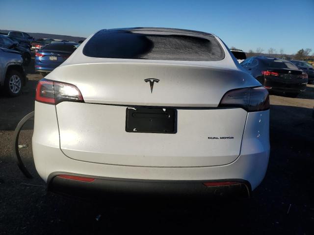 Photo 5 VIN: 7SAYGDEE7PA029517 - TESLA MODEL Y 