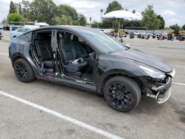 Photo 3 VIN: 7SAYGDEE7PA035639 - TESLA MODEL Y 