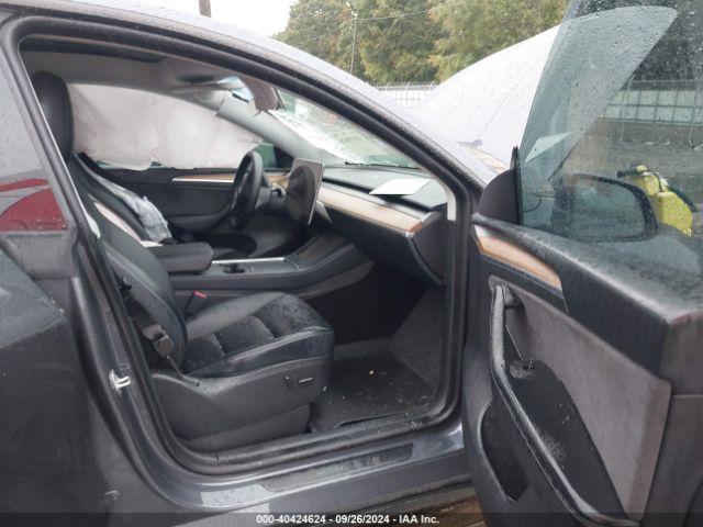 Photo 4 VIN: 7SAYGDEE7PA036550 - TESLA MODEL Y 