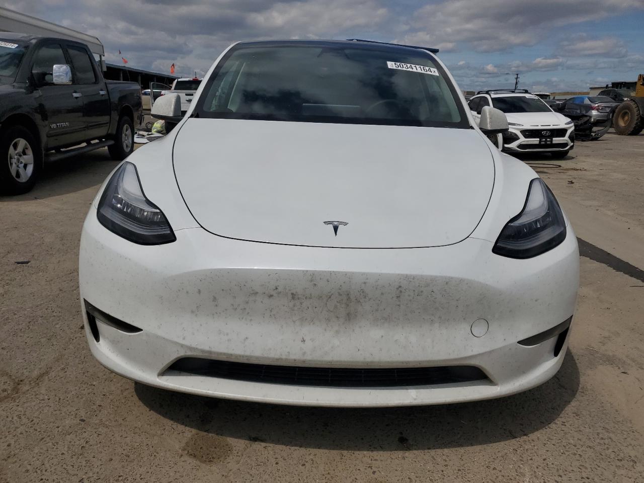 Photo 4 VIN: 7SAYGDEE7PA070634 - TESLA MODEL Y 