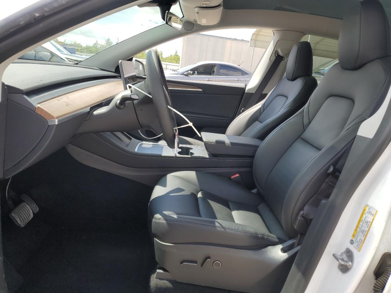 Photo 6 VIN: 7SAYGDEE7PA070634 - TESLA MODEL Y 