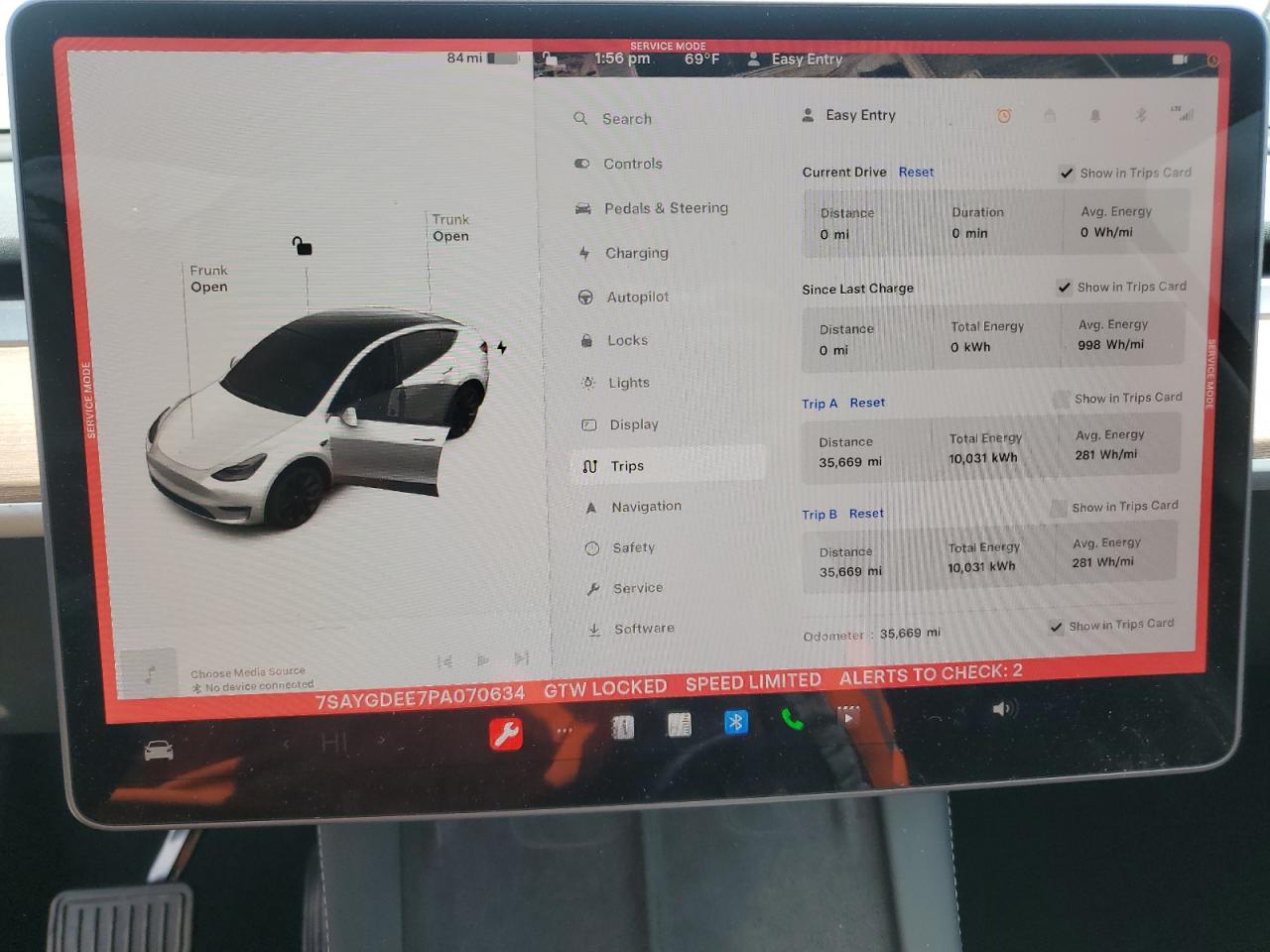 Photo 8 VIN: 7SAYGDEE7PA070634 - TESLA MODEL Y 