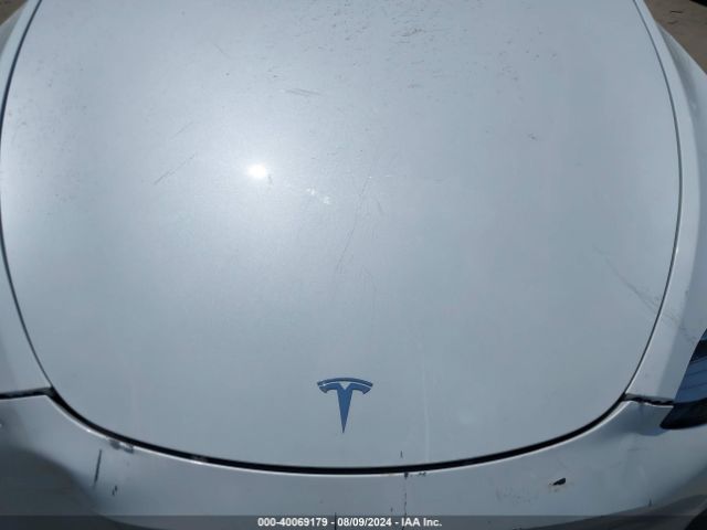 Photo 9 VIN: 7SAYGDEE7PA074747 - TESLA MODEL Y 