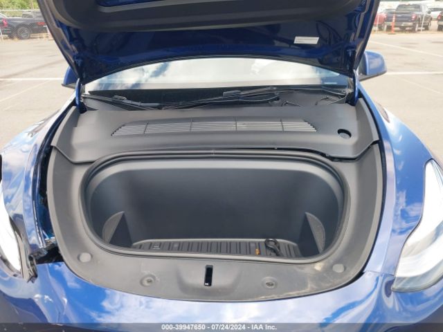 Photo 9 VIN: 7SAYGDEE7PA120562 - TESLA MODEL Y 