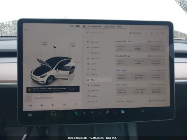 Photo 6 VIN: 7SAYGDEE7PA121615 - TESLA MODEL Y 