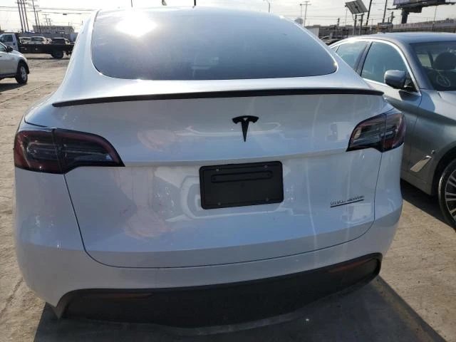 Photo 5 VIN: 7SAYGDEE7PA127026 - TESLA MODEL Y 