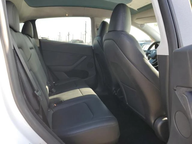 Photo 9 VIN: 7SAYGDEE7PA127026 - TESLA MODEL Y 