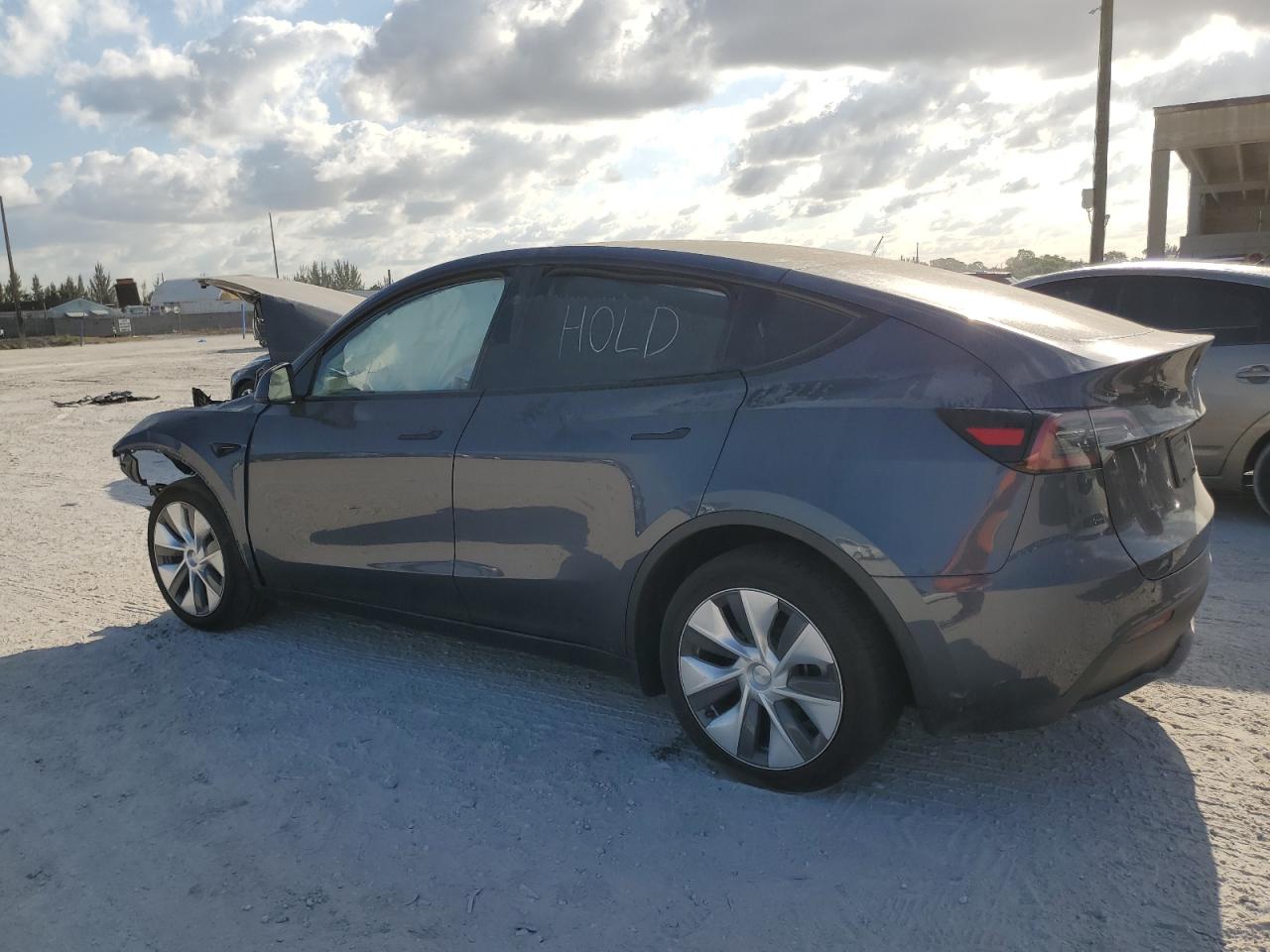 Photo 1 VIN: 7SAYGDEE7PA156848 - TESLA MODEL Y 