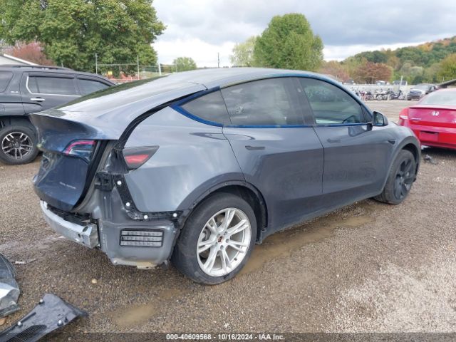 Photo 3 VIN: 7SAYGDEE7PA172421 - TESLA MODEL Y 