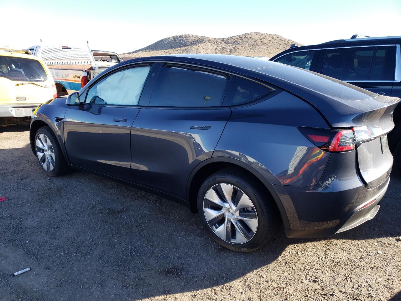 Photo 1 VIN: 7SAYGDEE7PA178459 - TESLA MODEL Y 