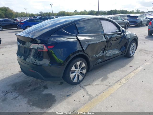 Photo 3 VIN: 7SAYGDEE7PA189624 - TESLA MODEL Y 