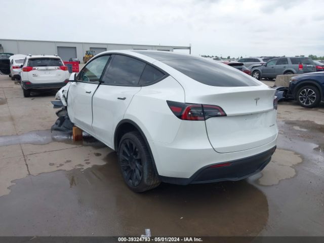 Photo 2 VIN: 7SAYGDEE7PF607165 - TESLA MODEL Y 