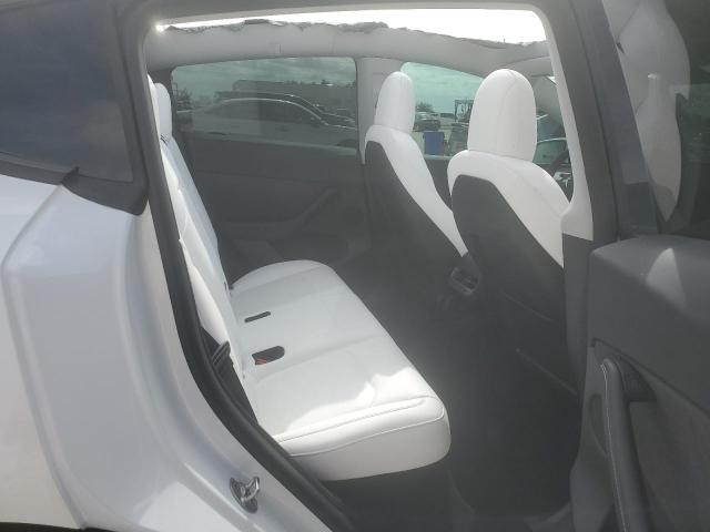 Photo 10 VIN: 7SAYGDEE7PF616044 - TESLA MODEL Y 