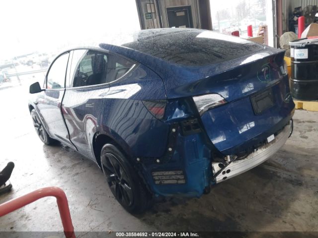 Photo 2 VIN: 7SAYGDEE7PF671271 - TESLA MODEL Y 