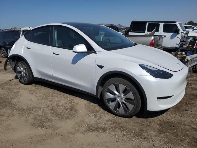 Photo 3 VIN: 7SAYGDEE7PF687356 - TESLA MODEL Y 