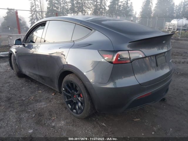 Photo 2 VIN: 7SAYGDEE7PF694923 - TESLA MODEL Y 