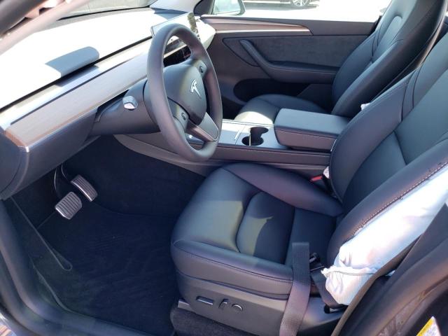 Photo 6 VIN: 7SAYGDEE7PF845050 - TESLA MODEL Y 