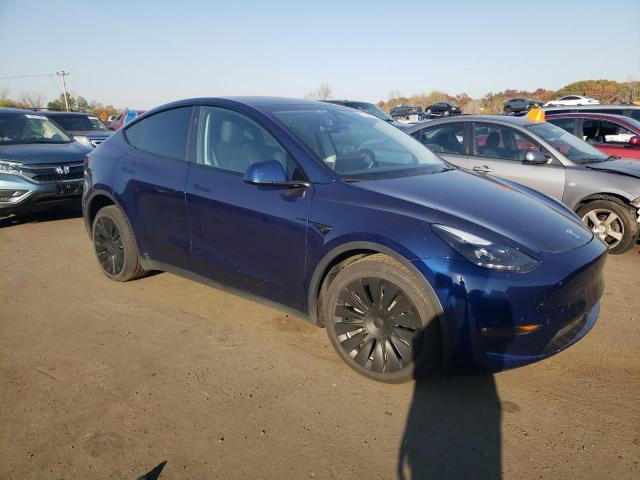 Photo 3 VIN: 7SAYGDEE7PF847087 - TESLA MODEL Y 