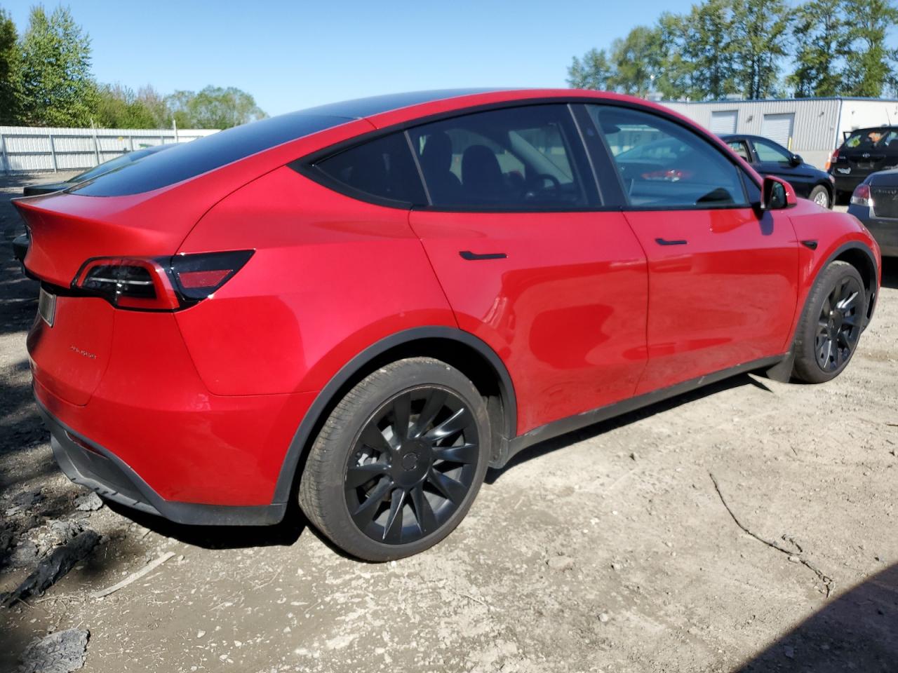 Photo 2 VIN: 7SAYGDEE7PF901505 - TESLA MODEL Y 