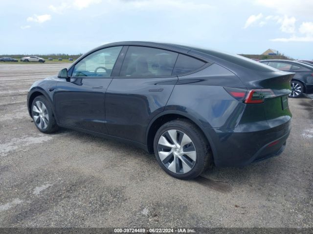 Photo 2 VIN: 7SAYGDEE7RF027398 - TESLA MODEL Y 